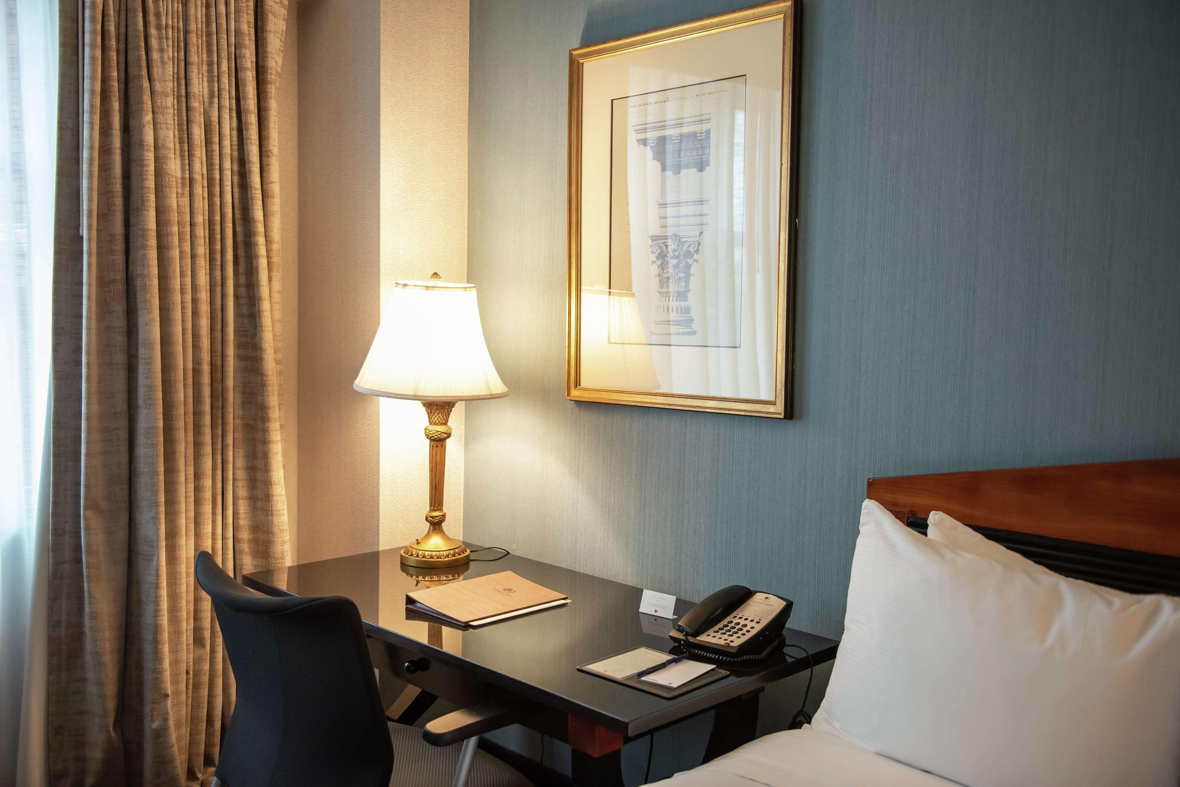 Inn At The Colonnade Baltimore - A Doubletree By Hilton Hotel Екстериор снимка