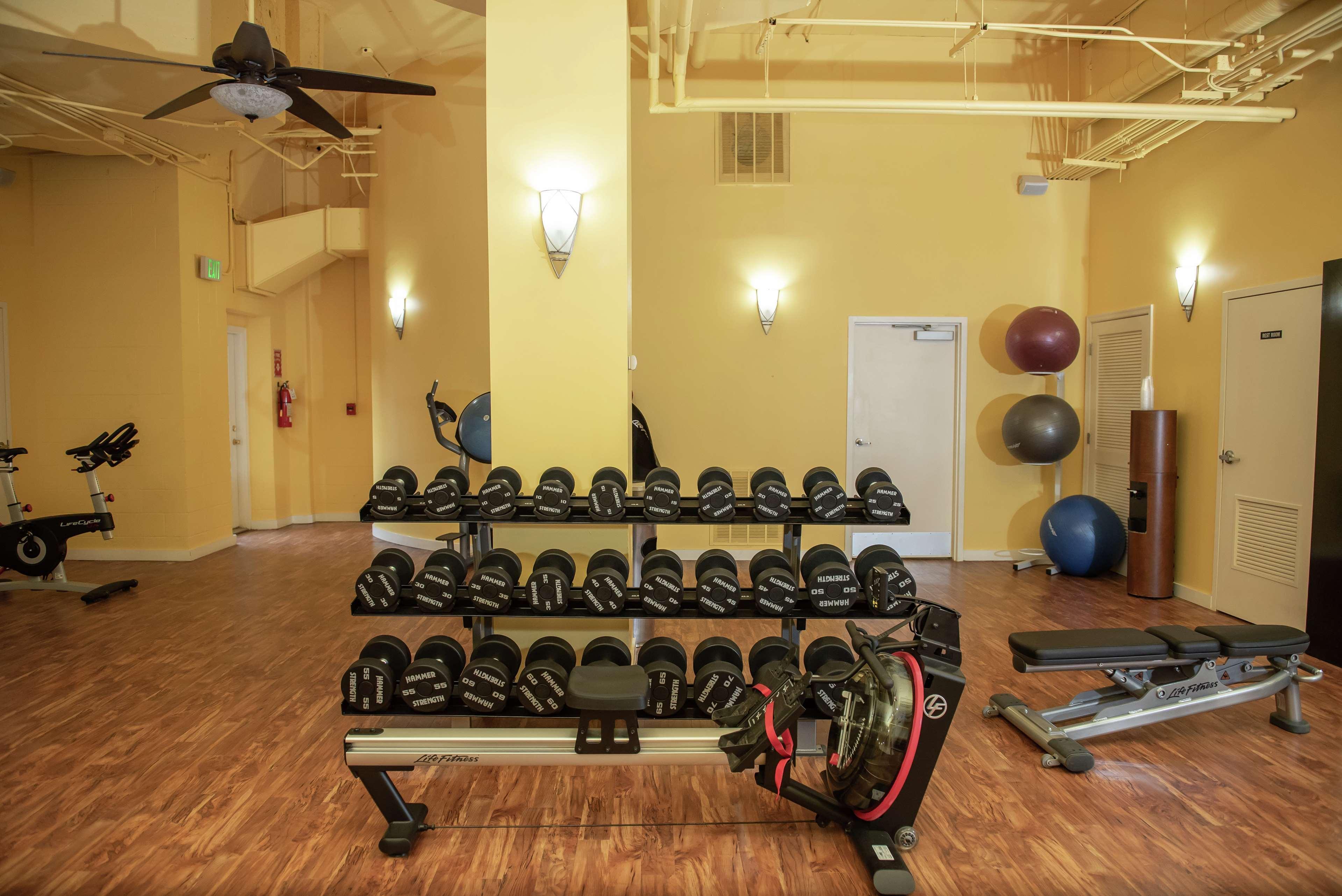 Inn At The Colonnade Baltimore - A Doubletree By Hilton Hotel Екстериор снимка