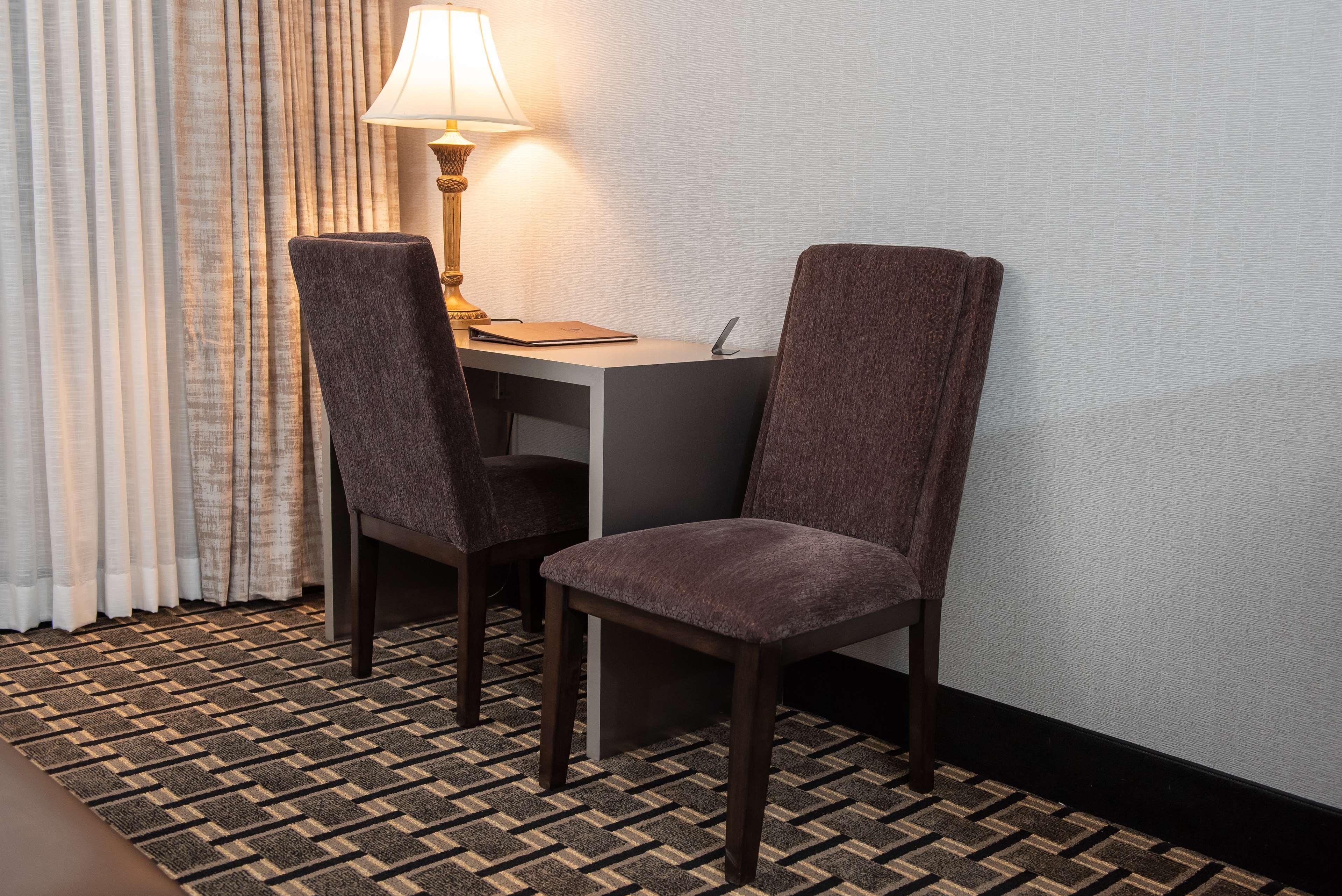 Inn At The Colonnade Baltimore - A Doubletree By Hilton Hotel Екстериор снимка