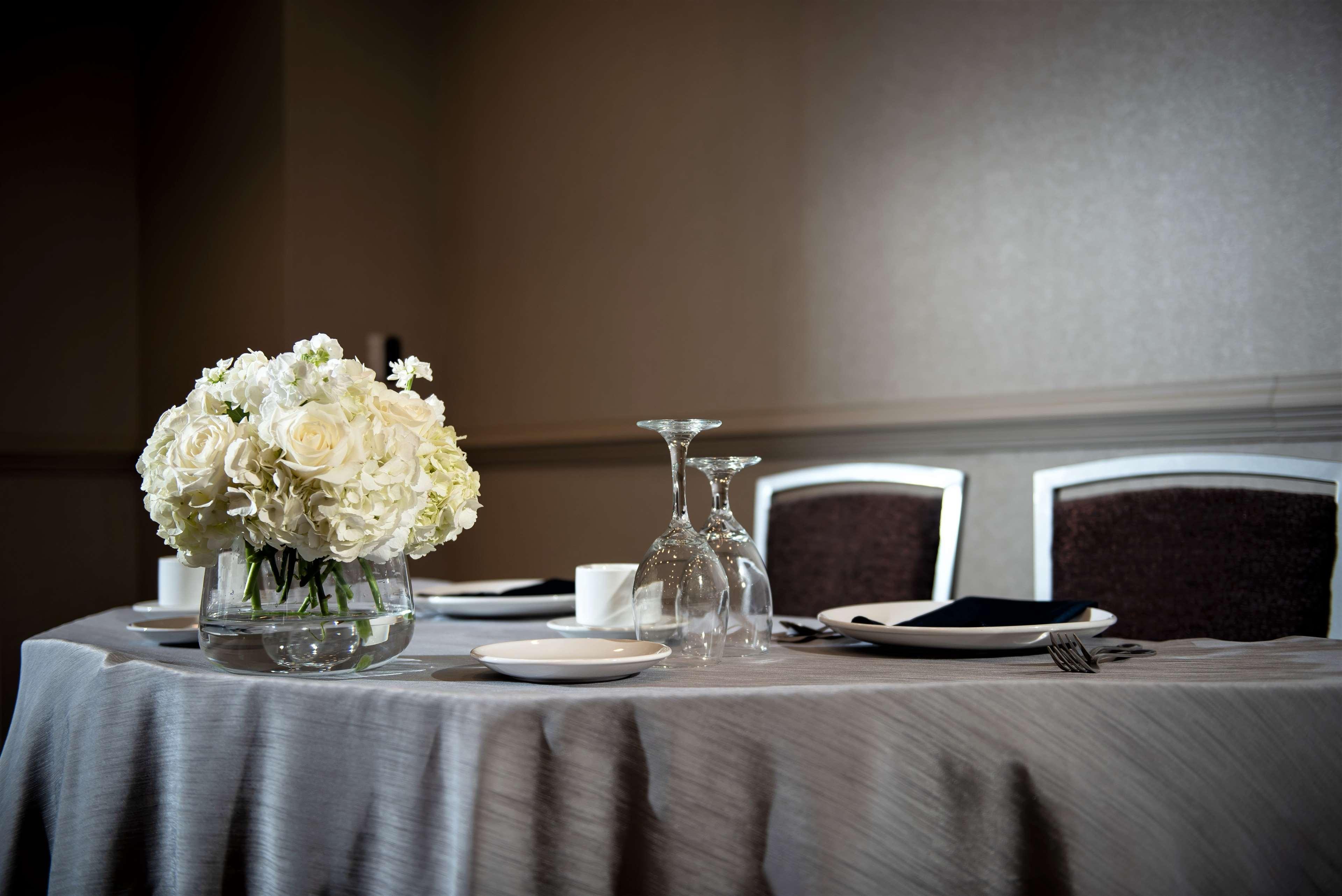 Inn At The Colonnade Baltimore - A Doubletree By Hilton Hotel Екстериор снимка
