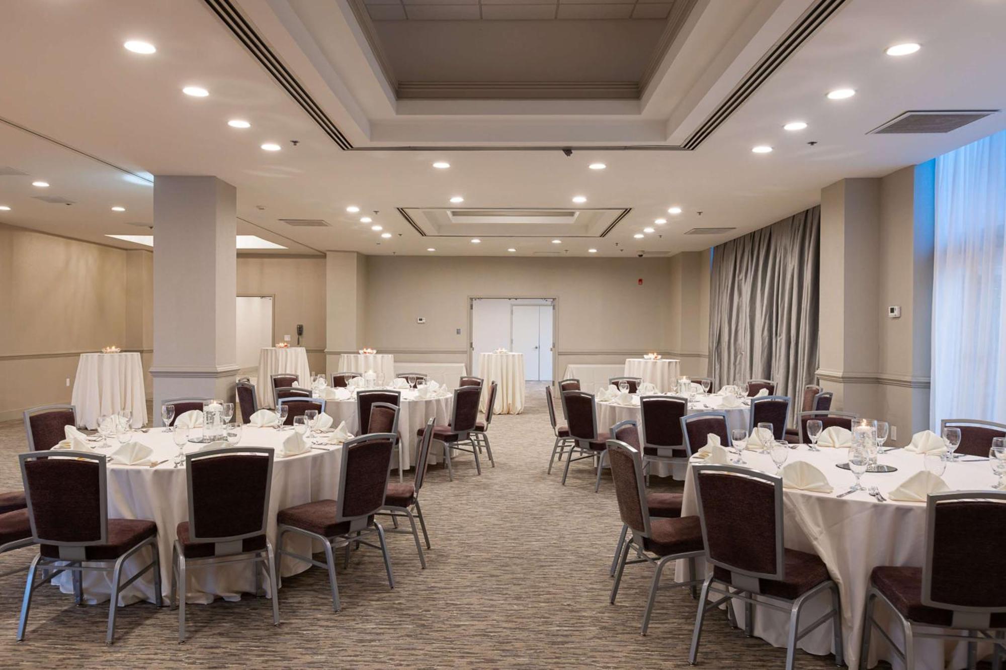 Inn At The Colonnade Baltimore - A Doubletree By Hilton Hotel Екстериор снимка
