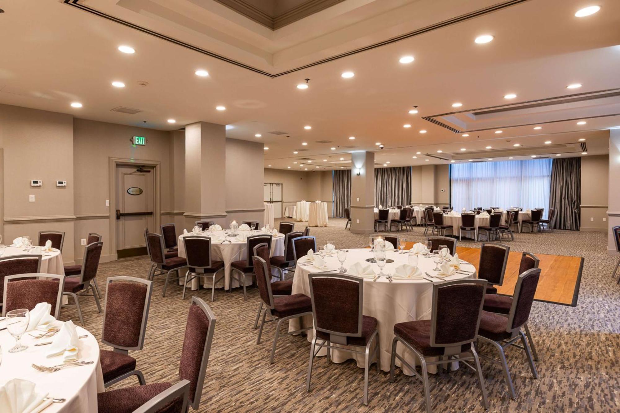 Inn At The Colonnade Baltimore - A Doubletree By Hilton Hotel Екстериор снимка