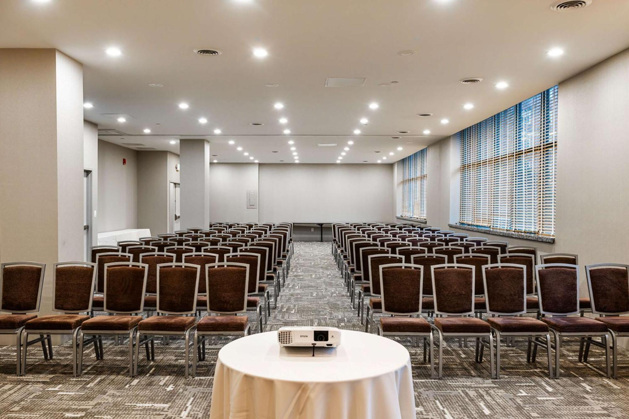 Inn At The Colonnade Baltimore - A Doubletree By Hilton Hotel Екстериор снимка
