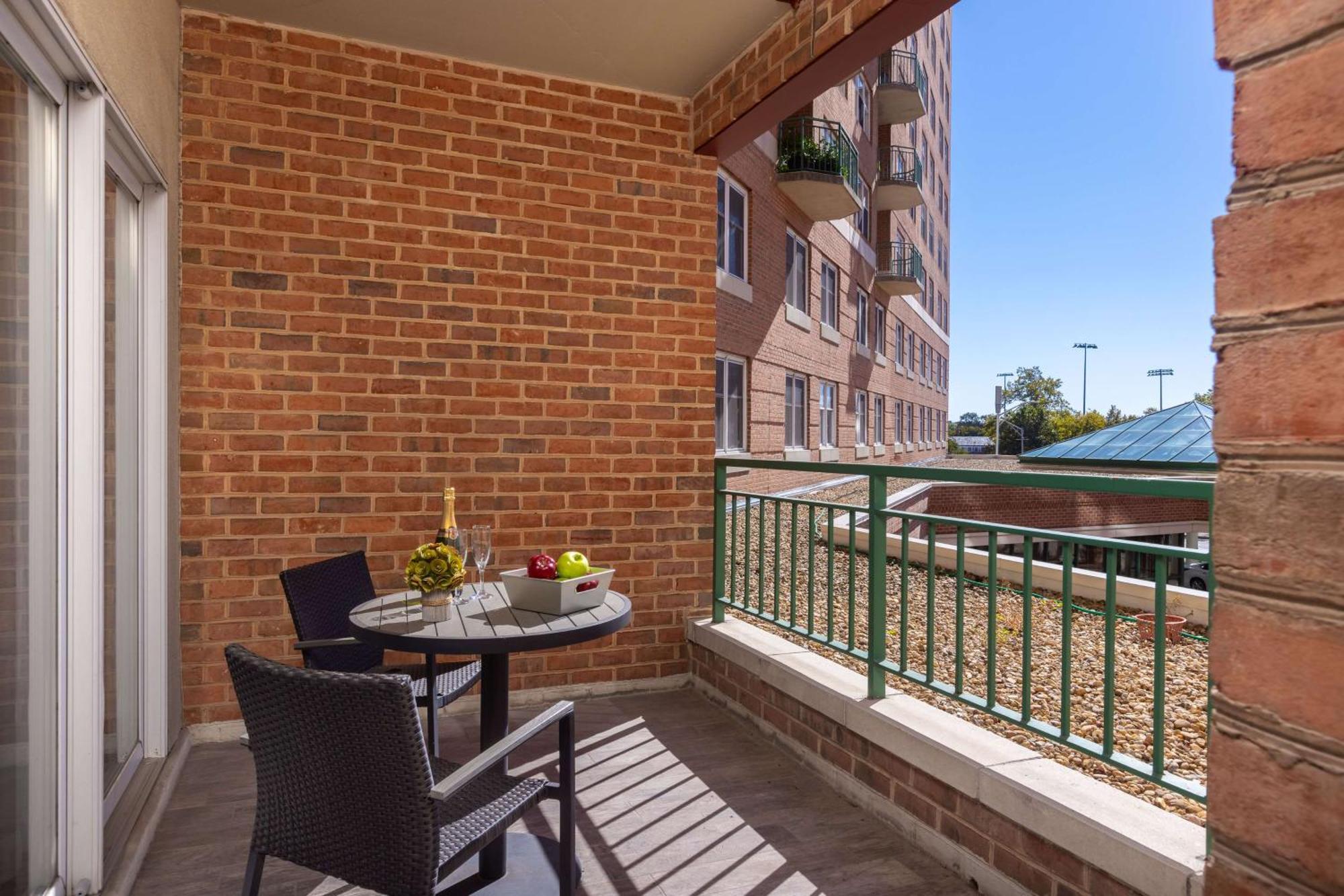 Inn At The Colonnade Baltimore - A Doubletree By Hilton Hotel Екстериор снимка